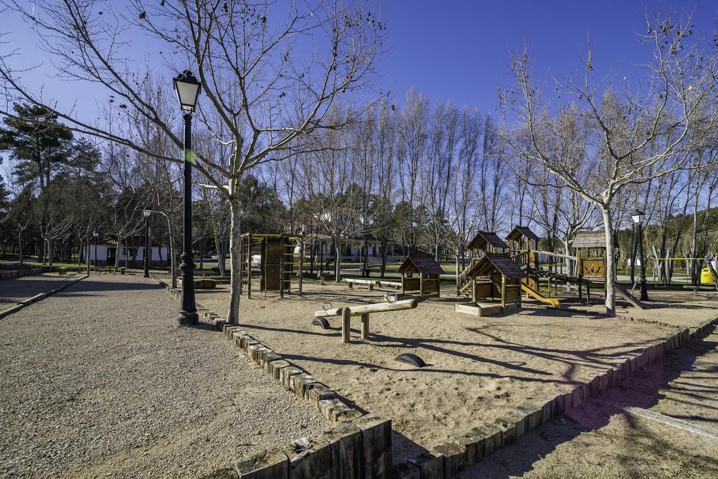קואנקה Camping Caravaning Cuenca מראה חיצוני תמונה