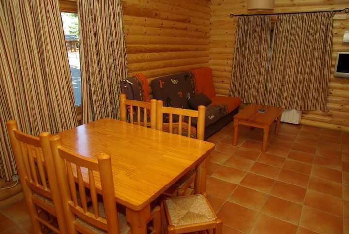 קואנקה Camping Caravaning Cuenca מראה חיצוני תמונה